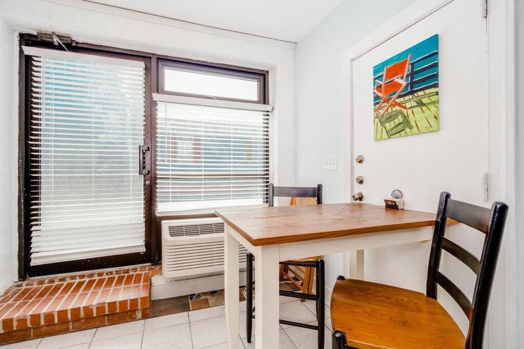 Why Knot Getaway...Rooftop With Waterview! Unit D Beaufort Exterior photo