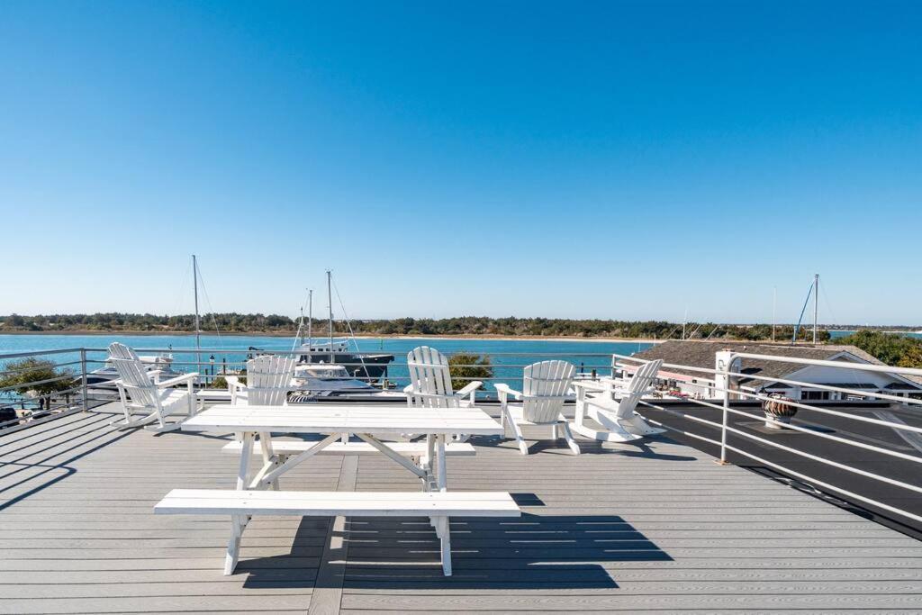 Why Knot Getaway...Rooftop With Waterview! Unit D Beaufort Exterior photo