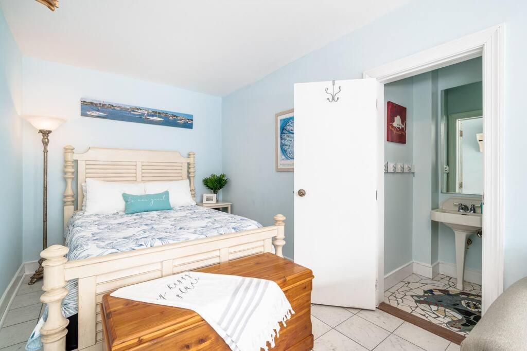 Why Knot Getaway...Rooftop With Waterview! Unit D Beaufort Exterior photo