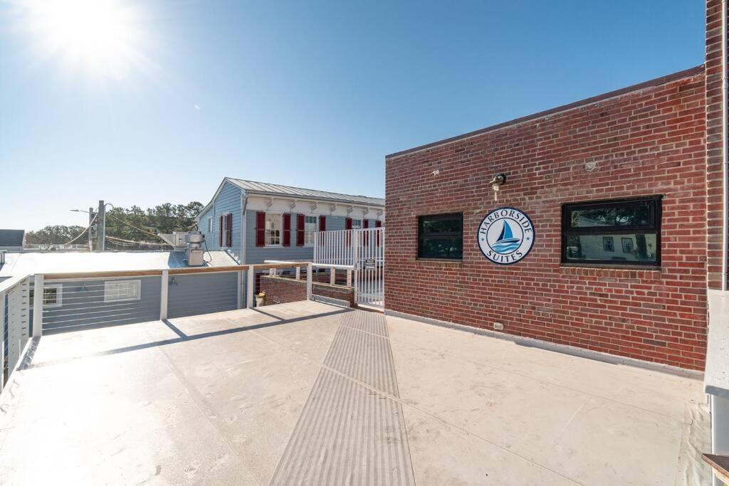 Why Knot Getaway...Rooftop With Waterview! Unit D Beaufort Exterior photo