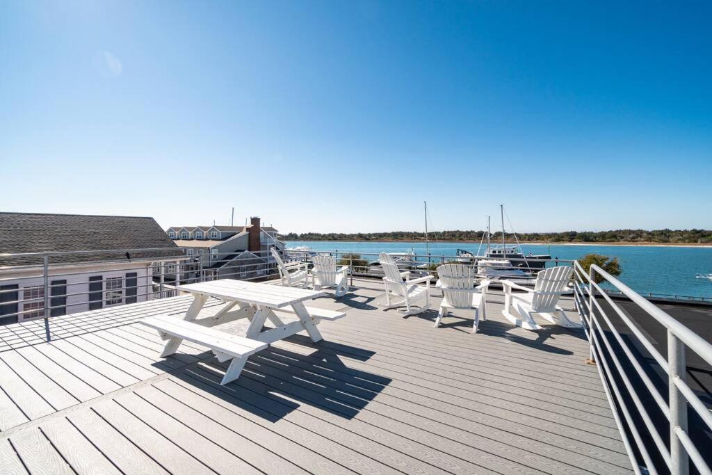 Why Knot Getaway...Rooftop With Waterview! Unit D Beaufort Exterior photo
