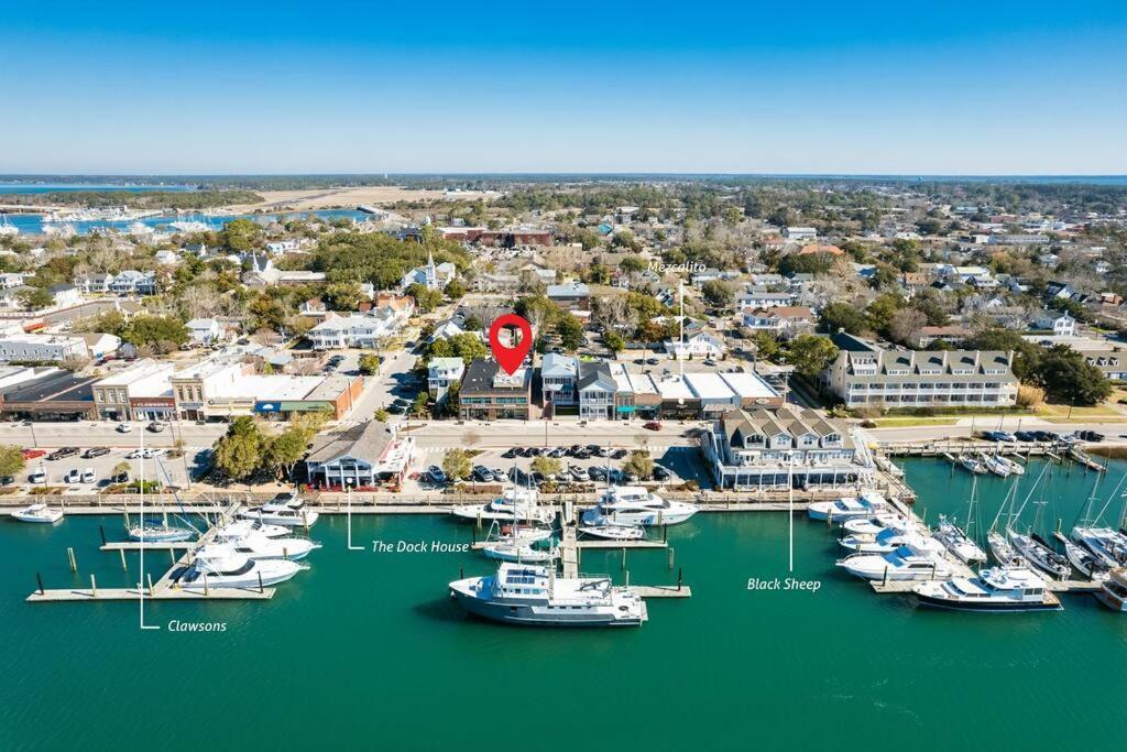 Why Knot Getaway...Rooftop With Waterview! Unit D Beaufort Exterior photo