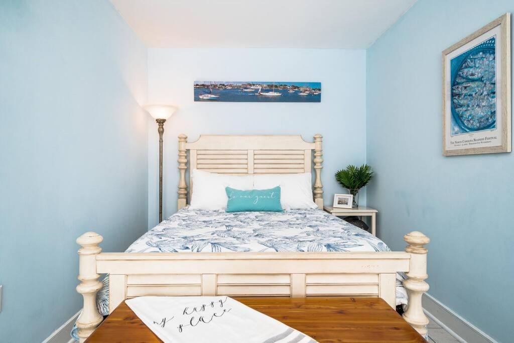 Why Knot Getaway...Rooftop With Waterview! Unit D Beaufort Exterior photo